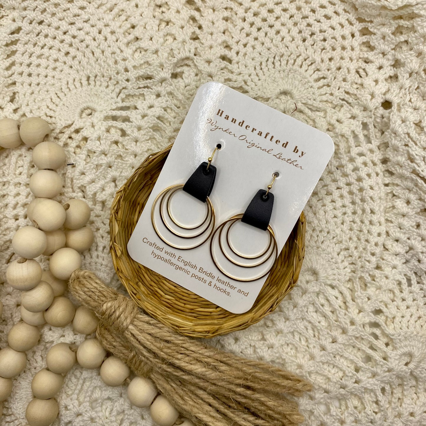 Triple Hooped Earring (black)