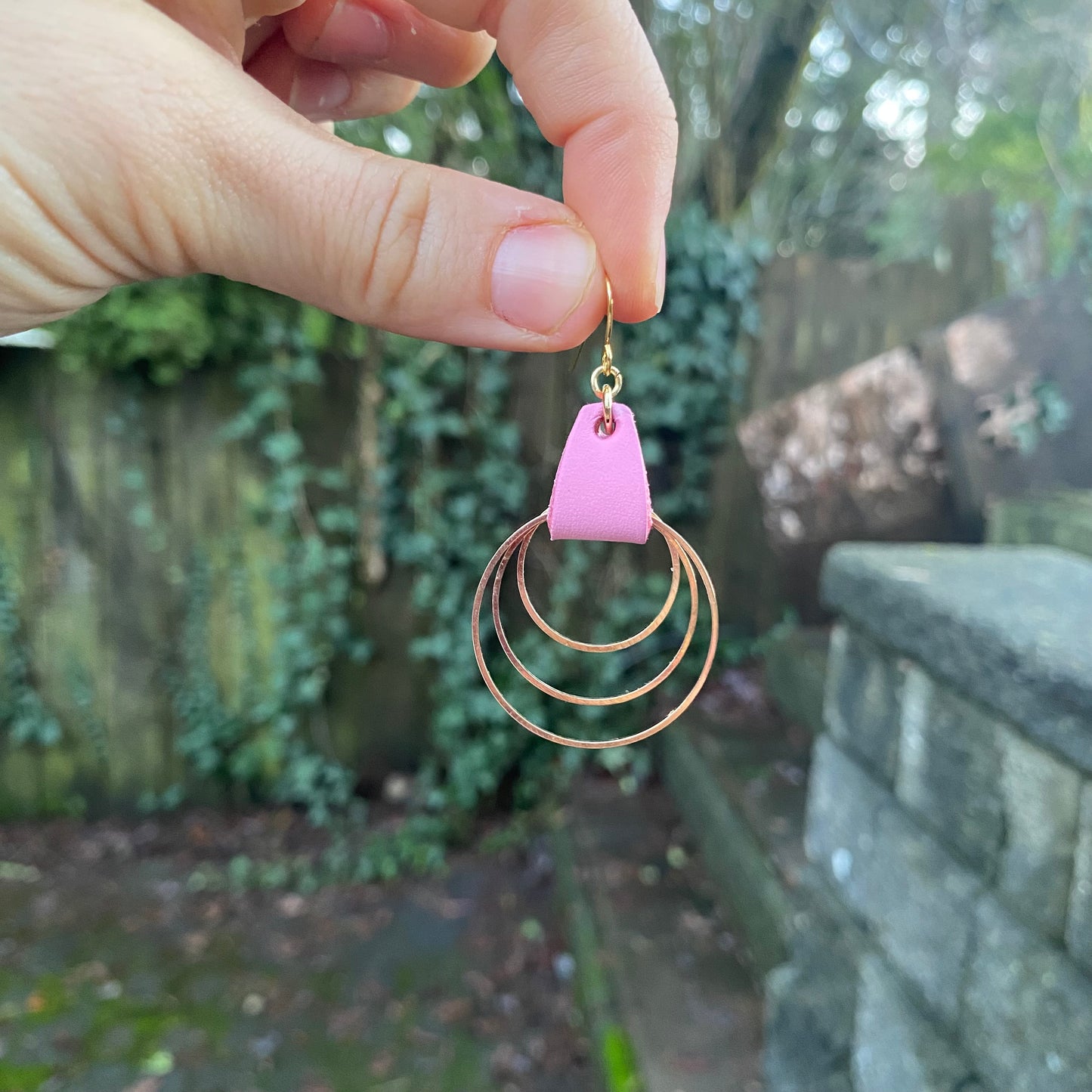 Triple Hooped Earring - PINK