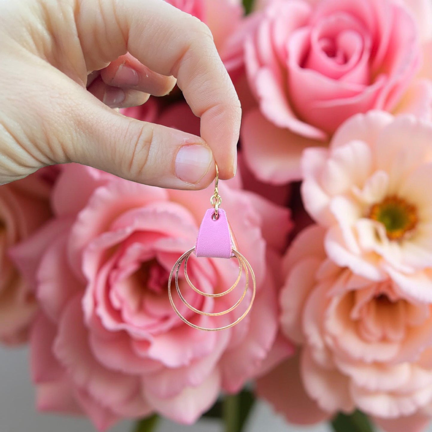 Triple Hooped Earring - PINK