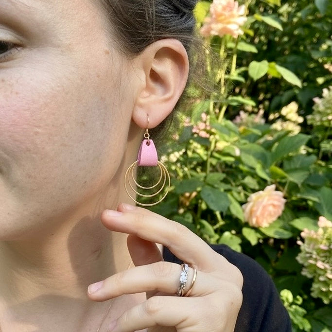 Triple Hooped Earring - PINK
